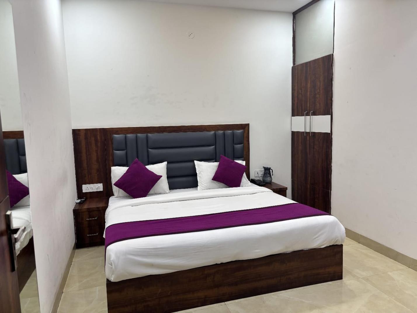 Hotel Ganga Palace - Agra آغْرا المظهر الخارجي الصورة
