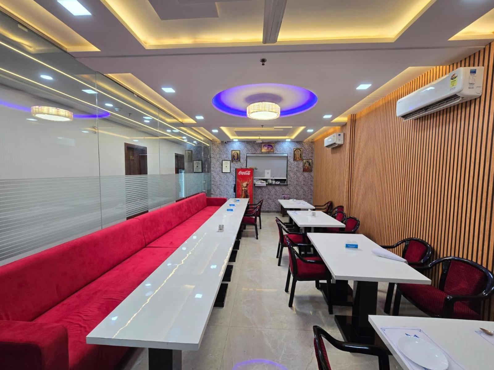 Hotel Ganga Palace - Agra آغْرا المظهر الخارجي الصورة